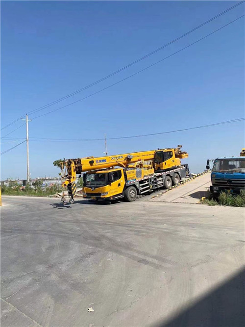 祁阳县吊车作业时，可能会产生哪些额外收费项目？